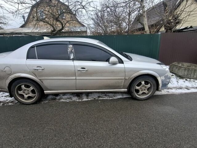 Серый Опель Вектра, объемом двигателя 1.9 л и пробегом 300 тыс. км за 1000 $, фото 1 на Automoto.ua