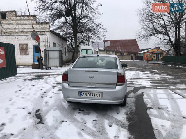 Серый Опель Вектра, объемом двигателя 2.2 л и пробегом 210 тыс. км за 5000 $, фото 3 на Automoto.ua