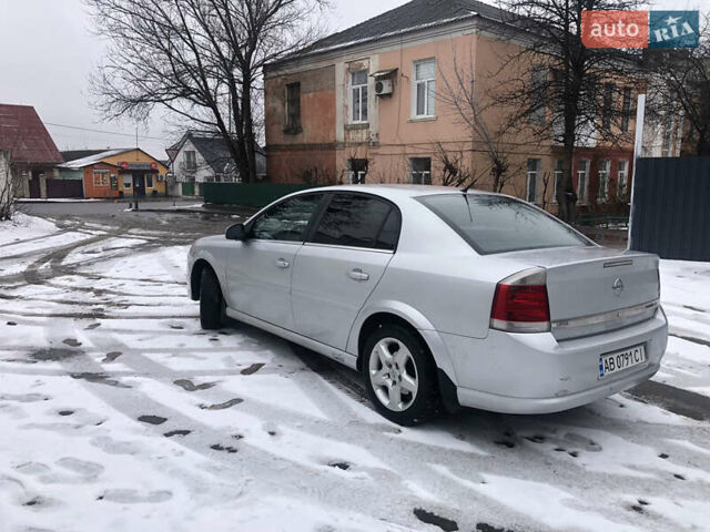 Серый Опель Вектра, объемом двигателя 2.2 л и пробегом 210 тыс. км за 5000 $, фото 4 на Automoto.ua