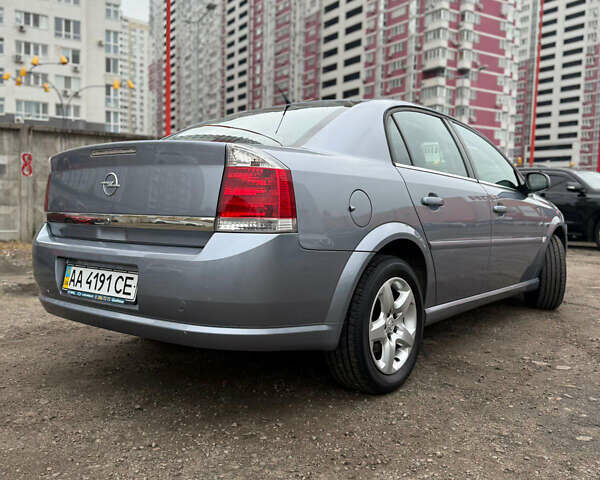 Сірий Опель Вектра, об'ємом двигуна 2.2 л та пробігом 56 тис. км за 8500 $, фото 2 на Automoto.ua