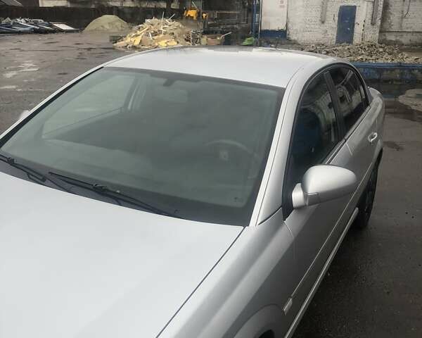 Сірий Опель Вектра, об'ємом двигуна 1.8 л та пробігом 277 тис. км за 5900 $, фото 10 на Automoto.ua