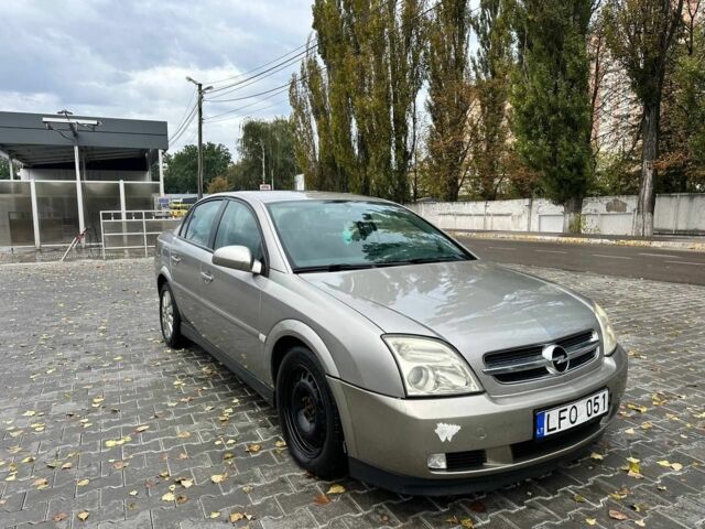 Серый Опель Вектра, объемом двигателя 0 л и пробегом 213 тыс. км за 1500 $, фото 1 на Automoto.ua