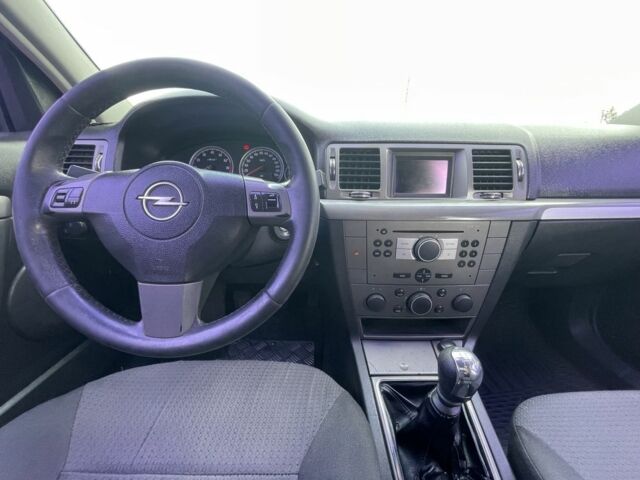 Сірий Опель Вектра, об'ємом двигуна 2.2 л та пробігом 218 тис. км за 4550 $, фото 10 на Automoto.ua