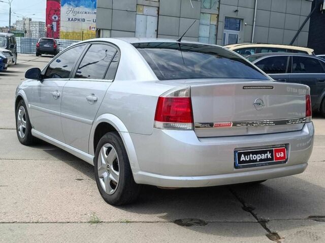 Сірий Опель Вектра, об'ємом двигуна 2.2 л та пробігом 261 тис. км за 5540 $, фото 11 на Automoto.ua