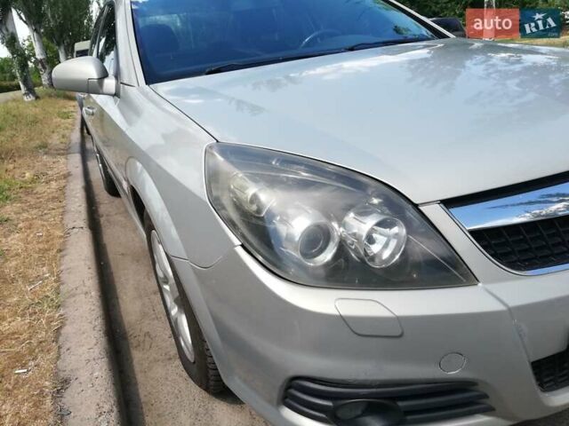 Сірий Опель Вектра, об'ємом двигуна 2.2 л та пробігом 288 тис. км за 5799 $, фото 3 на Automoto.ua