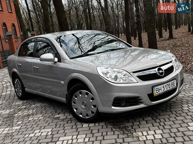 Серый Опель Вектра, объемом двигателя 1.8 л и пробегом 85 тыс. км за 7300 $, фото 1 на Automoto.ua