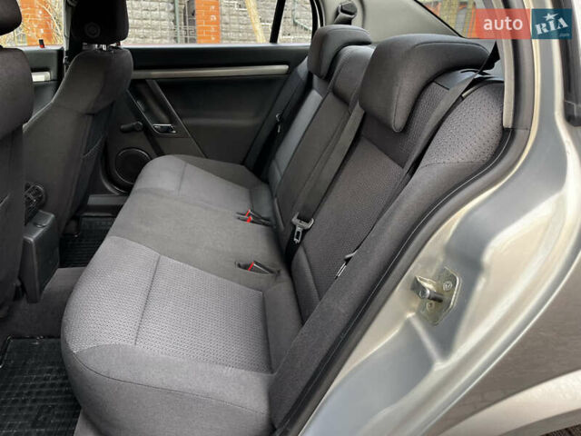 Серый Опель Вектра, объемом двигателя 1.8 л и пробегом 84 тыс. км за 6500 $, фото 41 на Automoto.ua