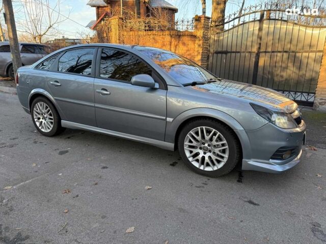 Сірий Опель Вектра, об'ємом двигуна 2.8 л та пробігом 325 тис. км за 6490 $, фото 4 на Automoto.ua