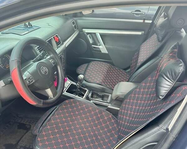 Серый Опель Вектра, объемом двигателя 2.2 л и пробегом 360 тыс. км за 3200 $, фото 5 на Automoto.ua