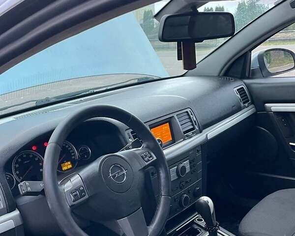 Серый Опель Вектра, объемом двигателя 2.2 л и пробегом 290 тыс. км за 5200 $, фото 5 на Automoto.ua