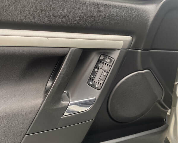 Опель Вектра 2007 в Стрые на Automoto.ua Серый Опель Вектра, объемом двигателя 1.8 л и пробегом 200 тыс. км за 4300 $, фото 24 на Automoto.ua