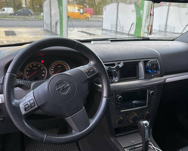 Сірий Опель Вектра, об'ємом двигуна 2.2 л та пробігом 238 тис. км за 5400 $, фото 5 на Automoto.ua