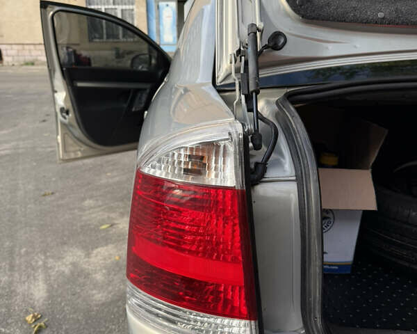 Сірий Опель Вектра, об'ємом двигуна 2.2 л та пробігом 194 тис. км за 6950 $, фото 42 на Automoto.ua