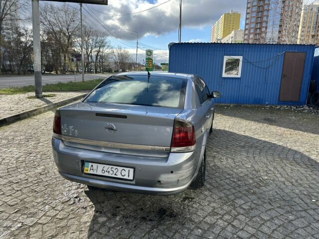 Серый Опель Вектра, объемом двигателя 1.6 л и пробегом 1000 тыс. км за 2000 $, фото 2 на Automoto.ua