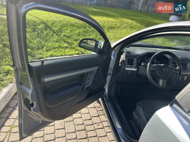 Опель Вектра 2007 в Львове на Automoto.ua Серый Опель Вектра, объемом двигателя 2.2 л и пробегом 290 тыс. км за 5300 $, фото 9 на Automoto.ua