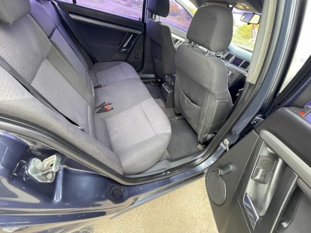 Сірий Опель Вектра, об'ємом двигуна 2.2 л та пробігом 218 тис. км за 4550 $, фото 8 на Automoto.ua