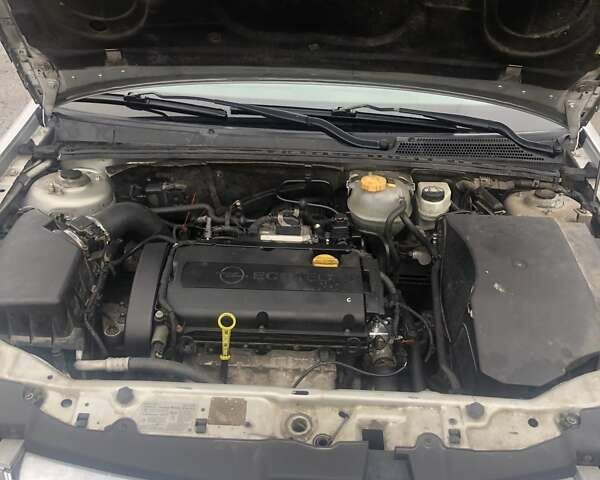 Сірий Опель Вектра, об'ємом двигуна 1.8 л та пробігом 277 тис. км за 5900 $, фото 81 на Automoto.ua