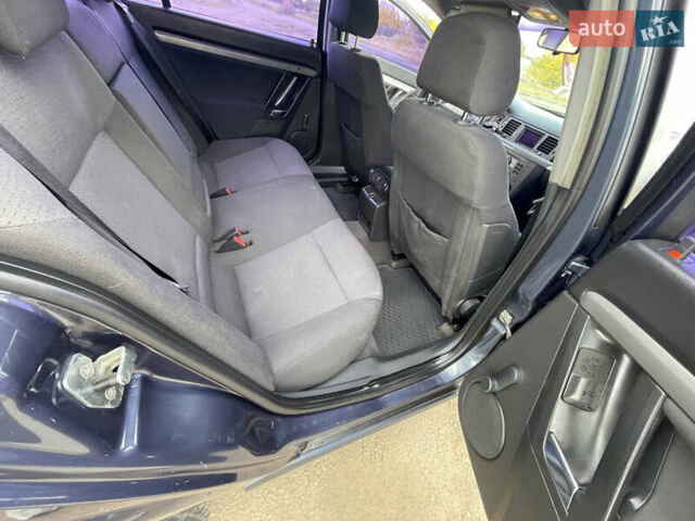 Сірий Опель Вектра, об'ємом двигуна 2.2 л та пробігом 218 тис. км за 4750 $, фото 12 на Automoto.ua