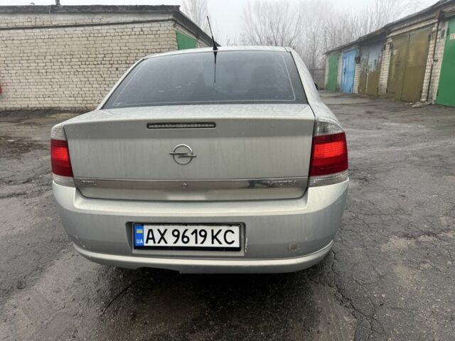 Сірий Опель Вектра, об'ємом двигуна 1.8 л та пробігом 245 тис. км за 3650 $, фото 4 на Automoto.ua