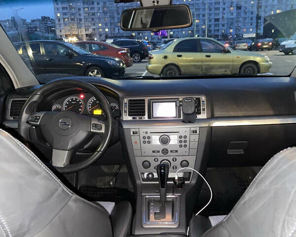 Сірий Опель Вектра, об'ємом двигуна 2.2 л та пробігом 337 тис. км за 4500 $, фото 16 на Automoto.ua