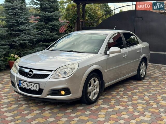 Сірий Опель Вектра, об'ємом двигуна 2.2 л та пробігом 357 тис. км за 4150 $, фото 18 на Automoto.ua