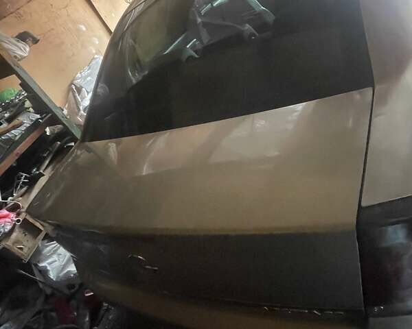 Серый Опель Вектра, объемом двигателя 2.2 л и пробегом 250 тыс. км за 5000 $, фото 5 на Automoto.ua