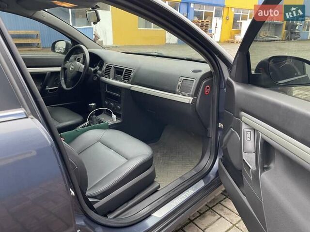 Сірий Опель Вектра, об'ємом двигуна 1.8 л та пробігом 101 тис. км за 4800 $, фото 7 на Automoto.ua