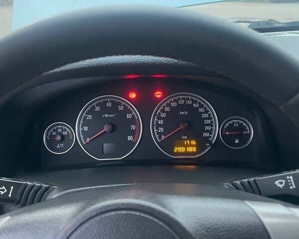 Серый Опель Вектра, объемом двигателя 2.2 л и пробегом 290 тыс. км за 5200 $, фото 6 на Automoto.ua