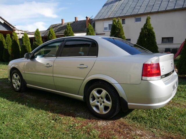 Серый Опель Вектра, объемом двигателя 2.2 л и пробегом 76 тыс. км за 7999 $, фото 8 на Automoto.ua