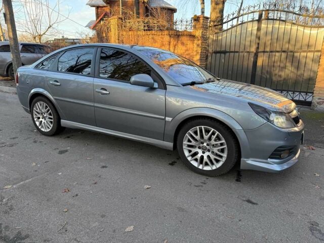 Серый Опель Вектра, объемом двигателя 2.8 л и пробегом 325 тыс. км за 6490 $, фото 4 на Automoto.ua