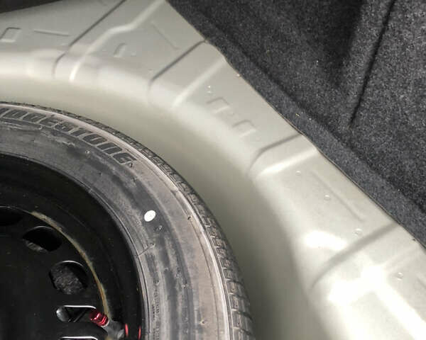 Сірий Опель Вектра, об'ємом двигуна 2.2 л та пробігом 203 тис. км за 6000 $, фото 11 на Automoto.ua