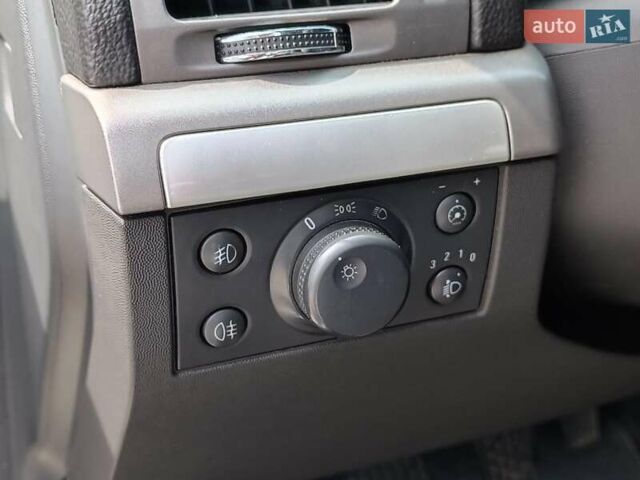 Сірий Опель Вектра, об'ємом двигуна 2.2 л та пробігом 261 тис. км за 5690 $, фото 22 на Automoto.ua