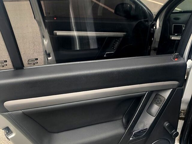 Серый Опель Вектра, объемом двигателя 2.2 л и пробегом 257 тыс. км за 6100 $, фото 9 на Automoto.ua