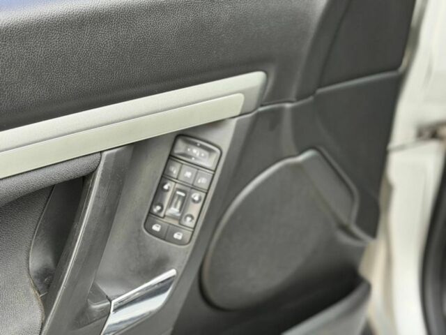 Сірий Опель Вектра, об'ємом двигуна 2.2 л та пробігом 264 тис. км за 4200 $, фото 7 на Automoto.ua