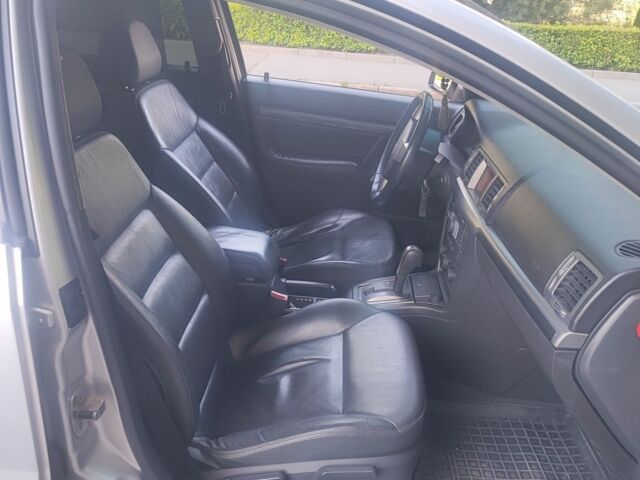 Серый Опель Вектра, объемом двигателя 2.2 л и пробегом 300 тыс. км за 4000 $, фото 5 на Automoto.ua