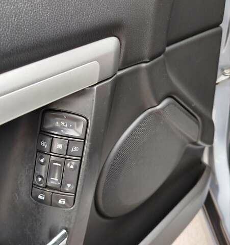 Сірий Опель Вектра, об'ємом двигуна 2.2 л та пробігом 247 тис. км за 5200 $, фото 17 на Automoto.ua