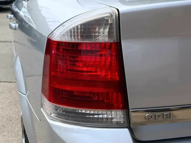 Сірий Опель Вектра, об'ємом двигуна 2.2 л та пробігом 261 тис. км за 5540 $, фото 10 на Automoto.ua