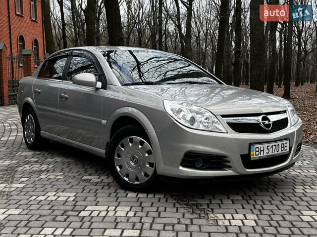 Серый Опель Вектра, объемом двигателя 1.8 л и пробегом 84 тыс. км за 6500 $, фото 4 на Automoto.ua