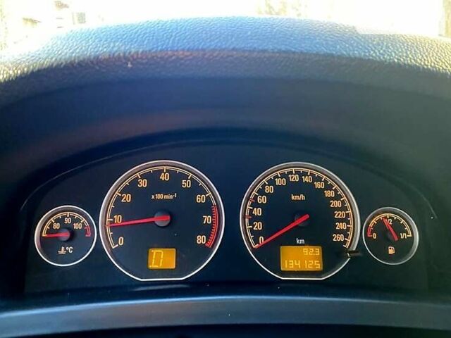 Серый Опель Вектра, объемом двигателя 2.2 л и пробегом 134 тыс. км за 7100 $, фото 11 на Automoto.ua