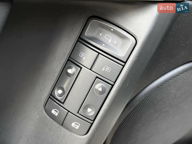 Серый Опель Вектра, объемом двигателя 1.8 л и пробегом 84 тыс. км за 6500 $, фото 39 на Automoto.ua