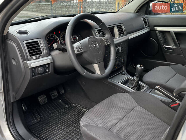 Серый Опель Вектра, объемом двигателя 1.8 л и пробегом 84 тыс. км за 6500 $, фото 37 на Automoto.ua