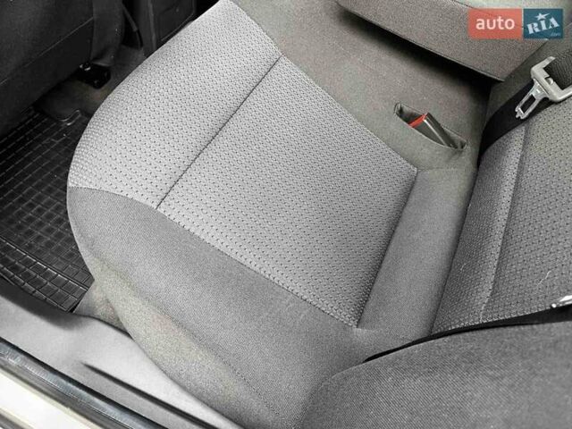 Серый Опель Вектра, объемом двигателя 1.8 л и пробегом 85 тыс. км за 7300 $, фото 12 на Automoto.ua