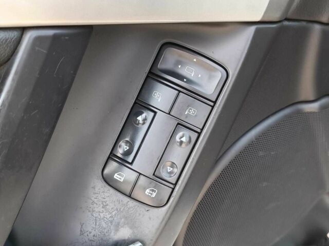 Серый Опель Вектра, объемом двигателя 2.2 л и пробегом 261 тыс. км за 5690 $, фото 21 на Automoto.ua