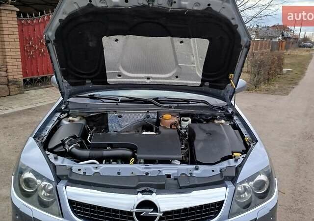 Сірий Опель Вектра, об'ємом двигуна 2.2 л та пробігом 247 тис. км за 5200 $, фото 20 на Automoto.ua