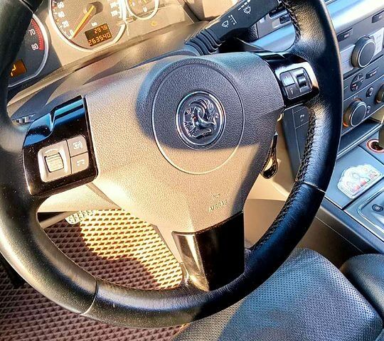 Серый Опель Вектра, объемом двигателя 2.8 л и пробегом 205 тыс. км за 5700 $, фото 1 на Automoto.ua