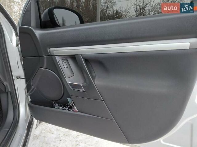 Сірий Опель Вектра, об'ємом двигуна 2.2 л та пробігом 195 тис. км за 5800 $, фото 27 на Automoto.ua