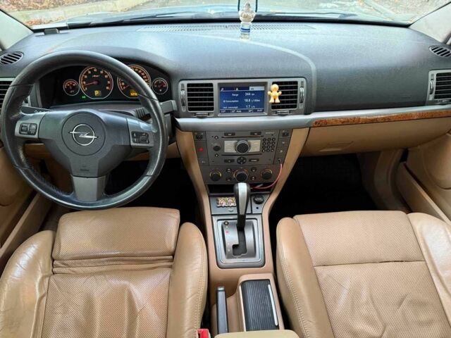 Серый Опель Вектра, объемом двигателя 2.8 л и пробегом 325 тыс. км за 6490 $, фото 19 на Automoto.ua