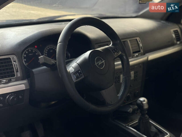 Опель Вектра 2008 в Ивано-Франковске на Automoto.ua Серый Опель Вектра, объемом двигателя 2.2 л и пробегом 160 тыс. км за 5900 $, фото 6 на Automoto.ua
