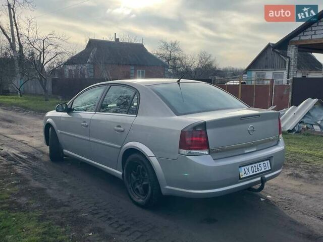 Сірий Опель Вектра, об'ємом двигуна 2.2 л та пробігом 232 тис. км за 4800 $, фото 3 на Automoto.ua