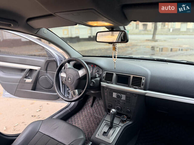 Серый Опель Вектра, объемом двигателя 2.2 л и пробегом 218 тыс. км за 6000 $, фото 22 на Automoto.ua